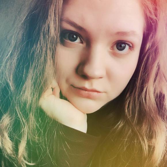 Meet your Posher, Christine - Picture 1 of 1